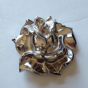 Big Chrome Rose Buckle by Rock Rebel
